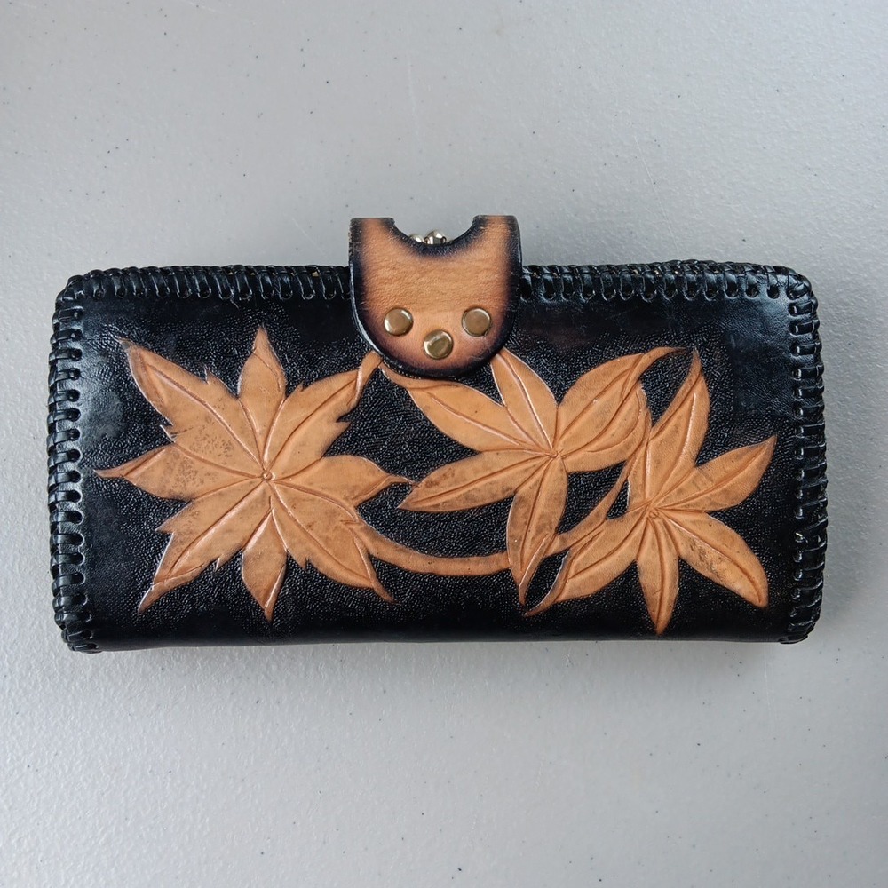 VTG Leather Tooled Wallet Women Double Kiss Lock Close Monogramed Leaf Black Tan - Picture 2 of 12